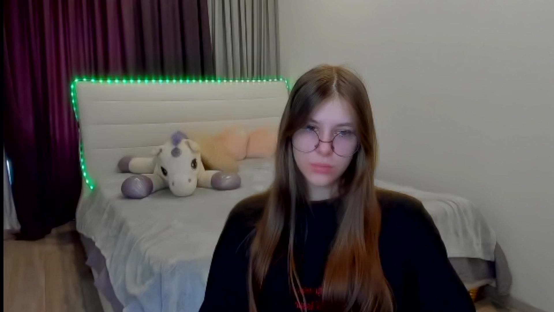Gallery image thumbnail from BeataNorr's myfreecams stream on, 08/13/2025, 12:34 image 16 of 20