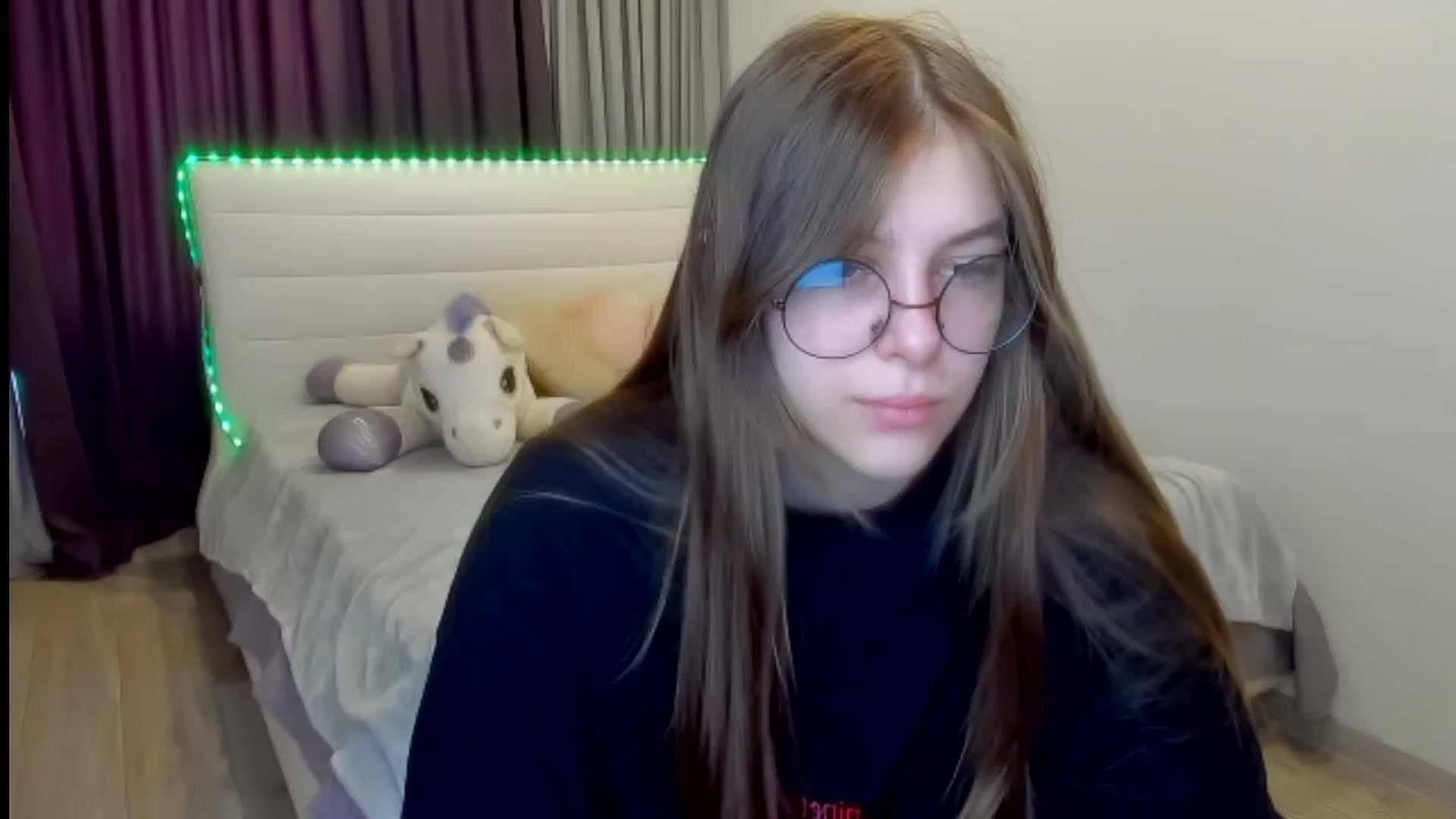 Gallery image thumbnail from BeataNorr's myfreecams stream on, 08/13/2025, 13:23 image 12 of 20