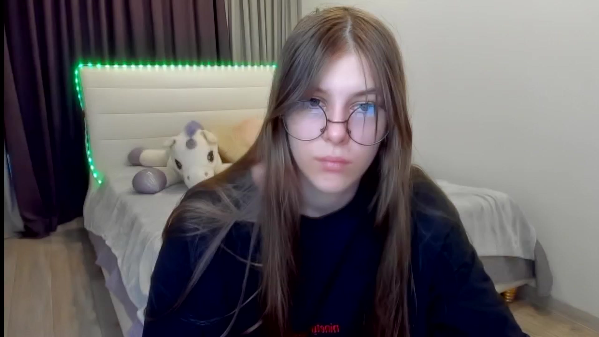 Gallery image thumbnail from BeataNorr's myfreecams stream on, 08/13/2025, 15:42 image 18 of 20