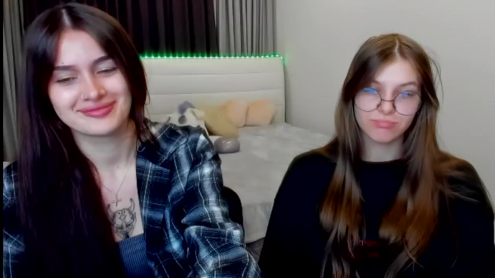 Gallery image thumbnail from BeataNorr's myfreecams stream on, 08/13/2025, 17:03 image 9 of 20