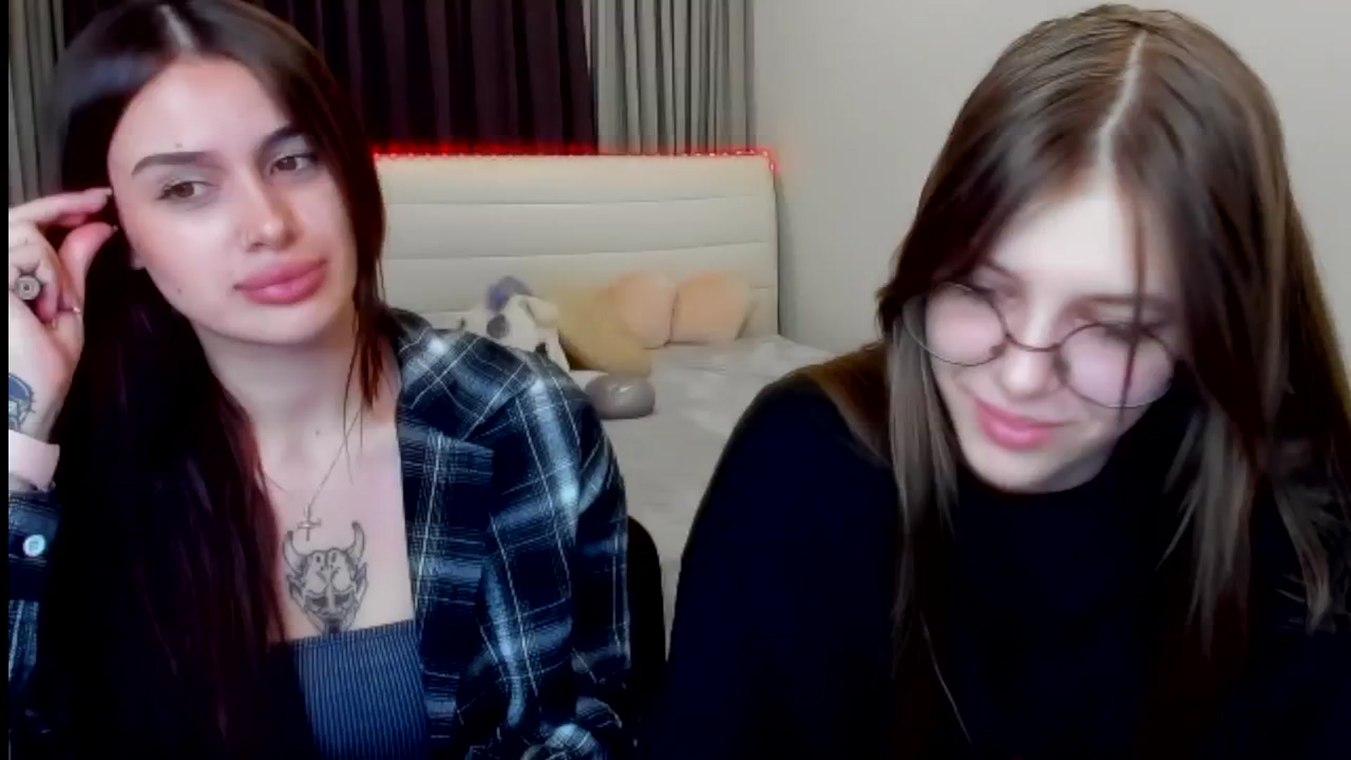 Gallery image thumbnail from BeataNorr's myfreecams stream on, 08/13/2025, 17:03 image 7 of 20