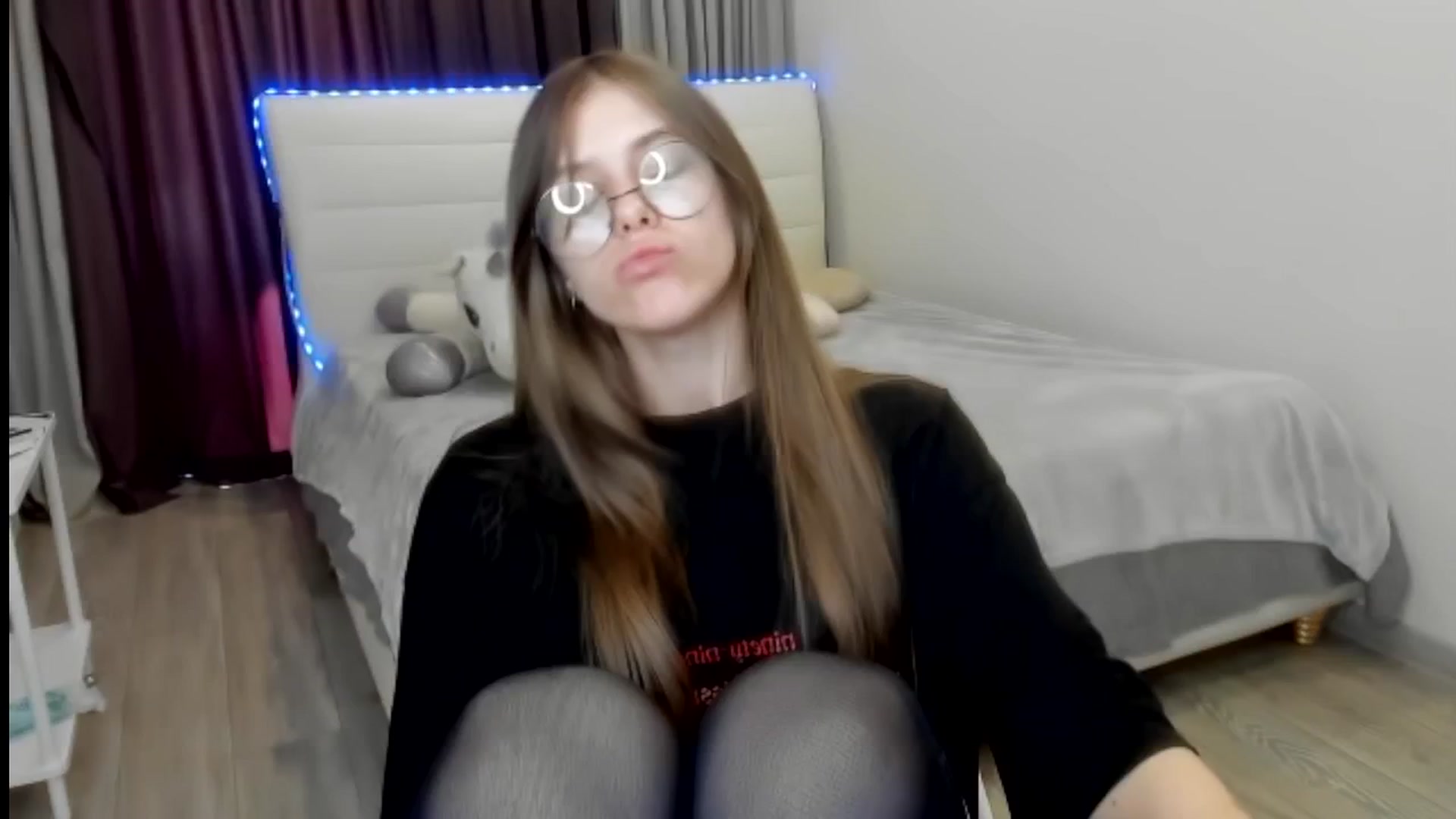 Gallery image thumbnail from BeataNorr's myfreecams stream on, 08/15/2025, 11:03 image 10 of 20