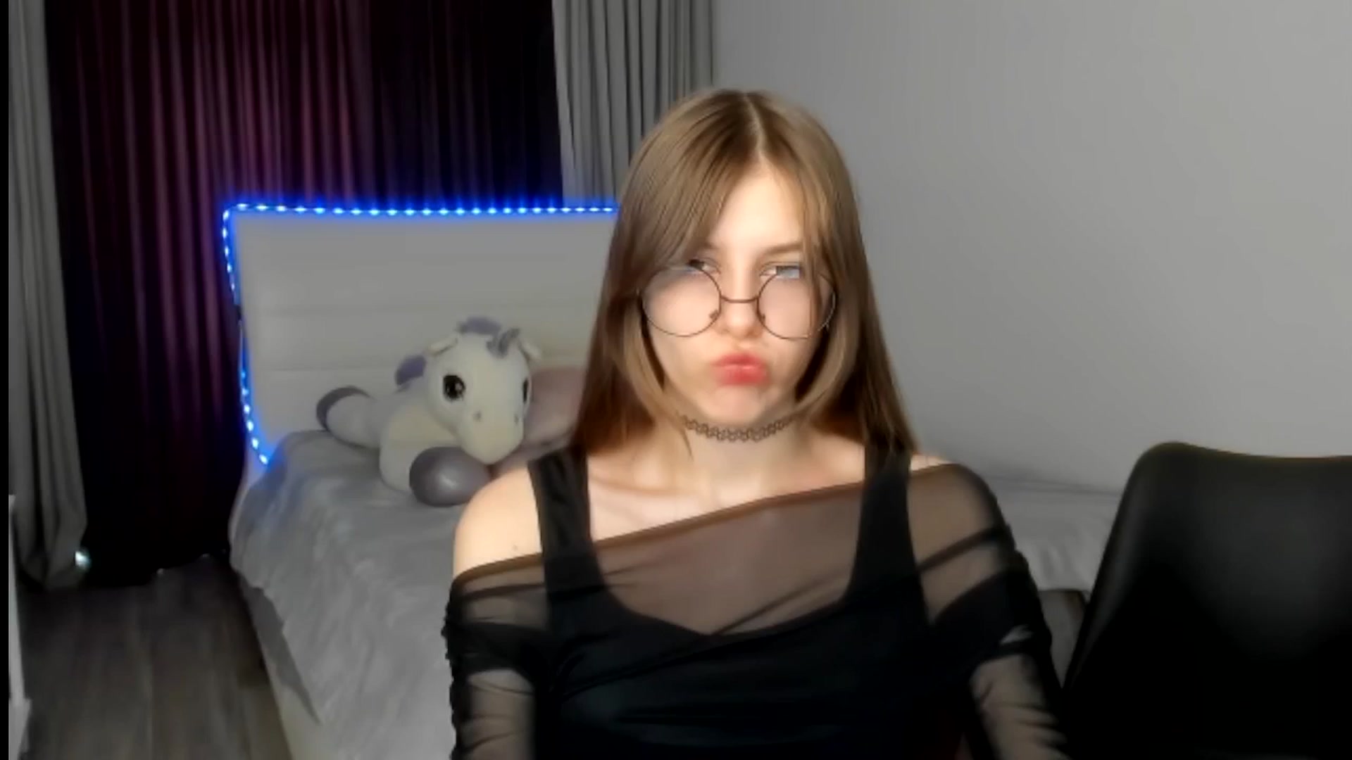 Gallery image thumbnail from BeataNorr's myfreecams stream on, 08/18/2025, 12:36 image 8 of 20