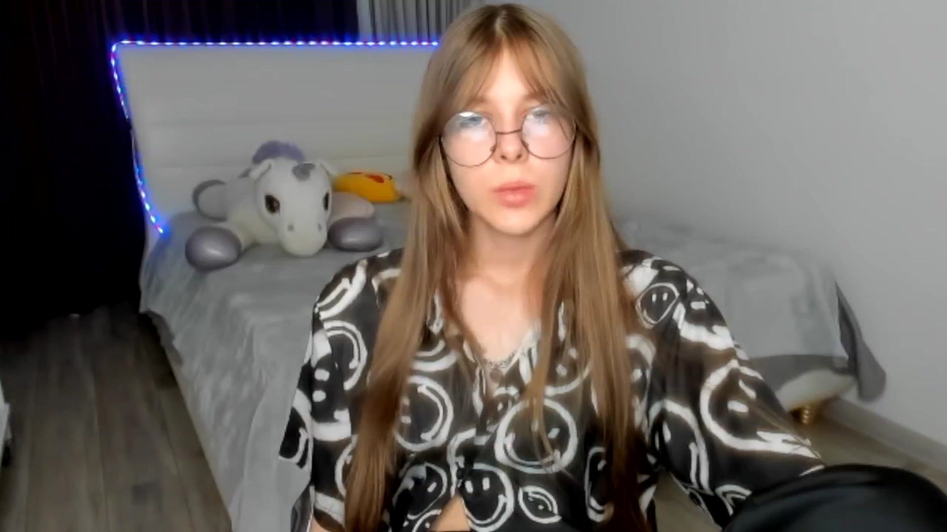Gallery image thumbnail from BeataNorr's myfreecams stream on, 08/22/2025, 14:38 image 12 of 20