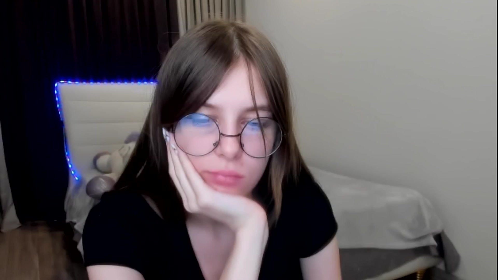 Gallery image thumbnail from BeataNorr's myfreecams stream on, 08/23/2025, 09:38 image 13 of 20