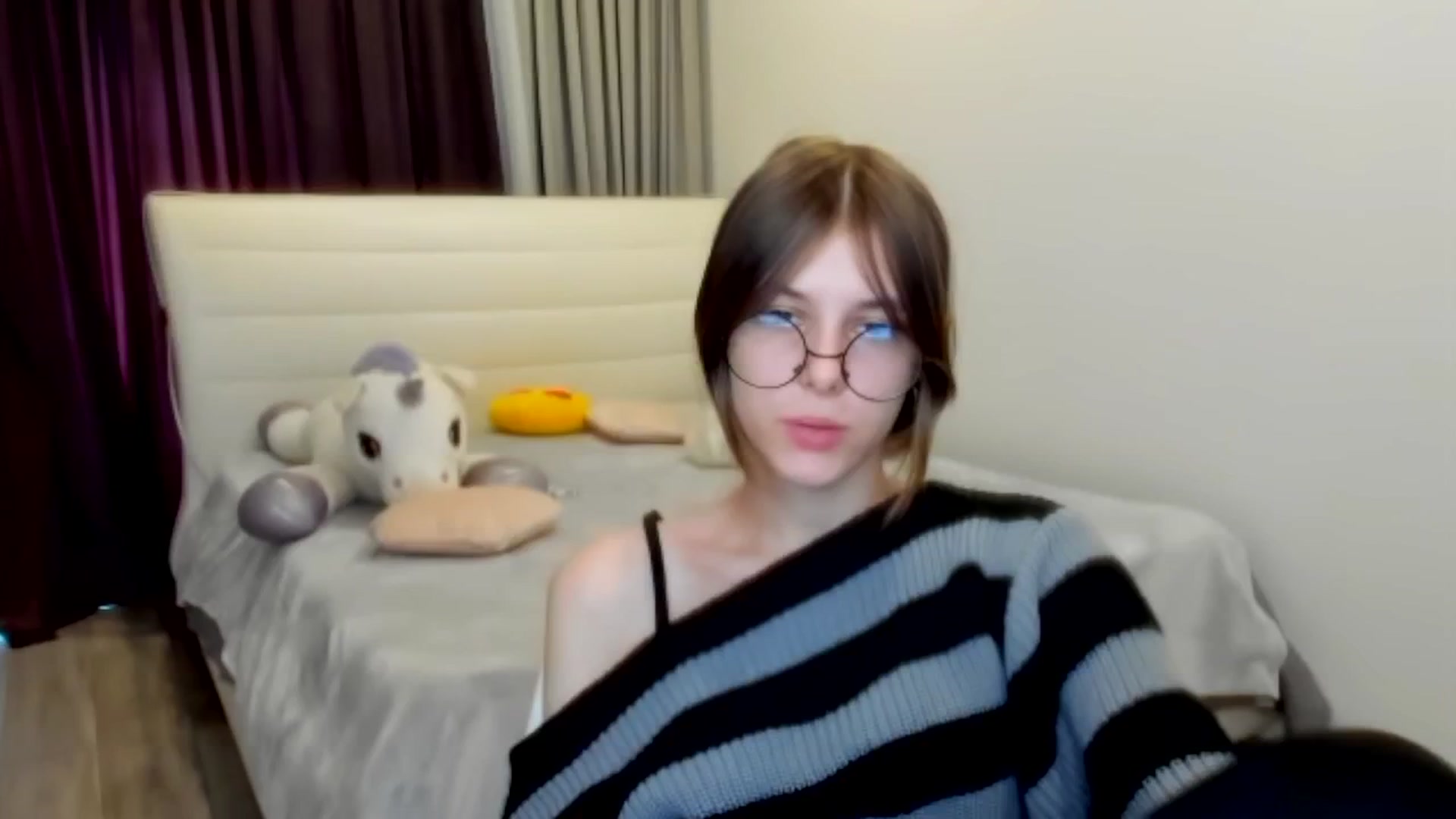 Gallery image thumbnail from BeataNorr's myfreecams stream on, 08/26/2025, 11:03 image 4 of 20