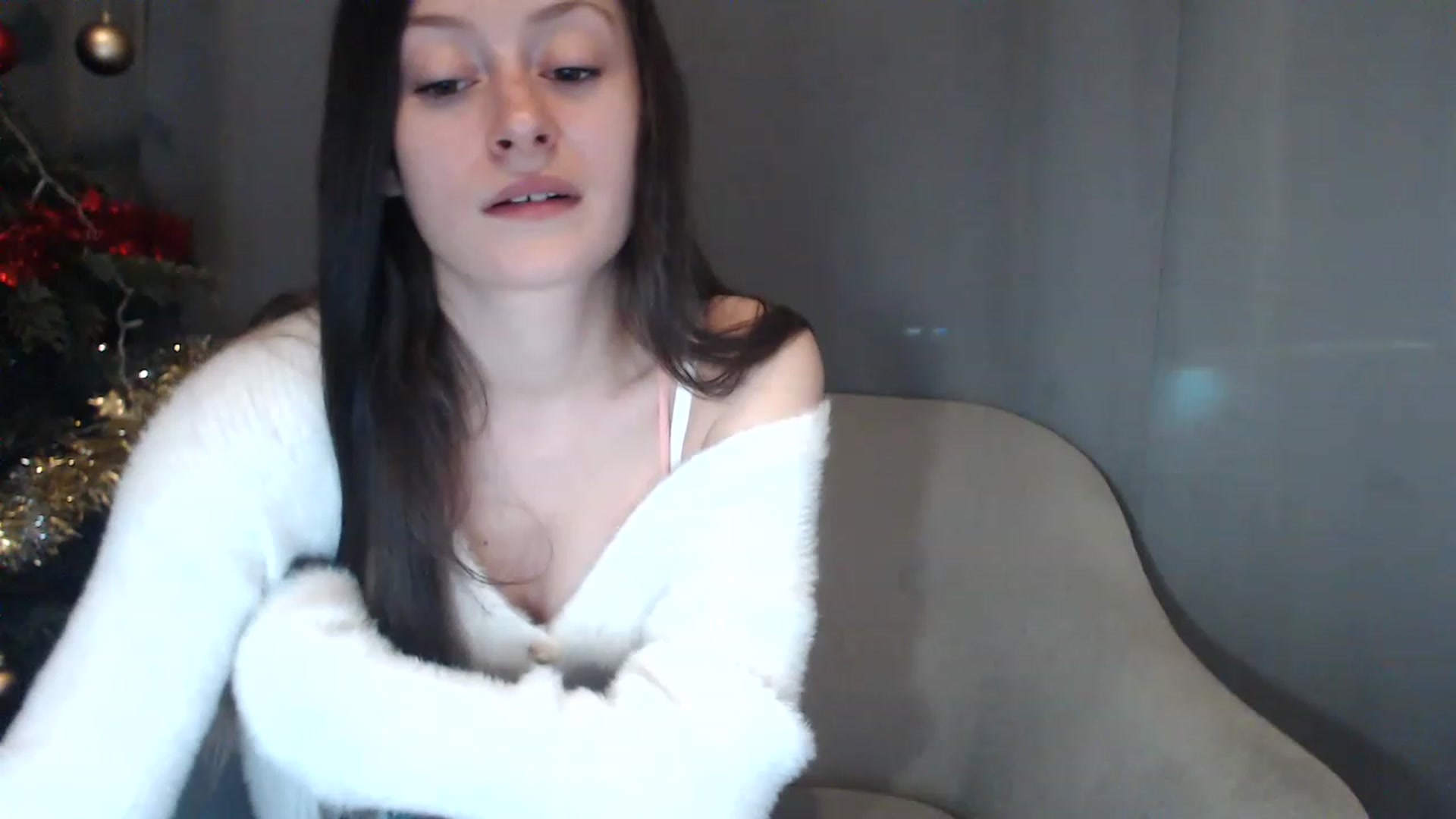 Gallery image thumbnail from BeatriceCapri's myfreecams stream on, 12/26/2022, 02:30 image 16 of 20