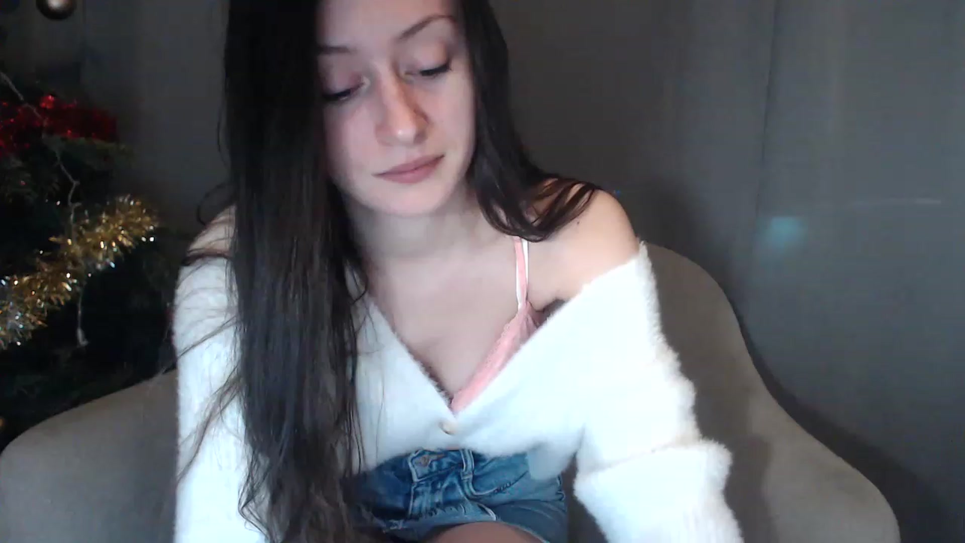 Gallery image thumbnail from BeatriceCapri's myfreecams stream on, 12/26/2022, 02:30 image 1 of 20