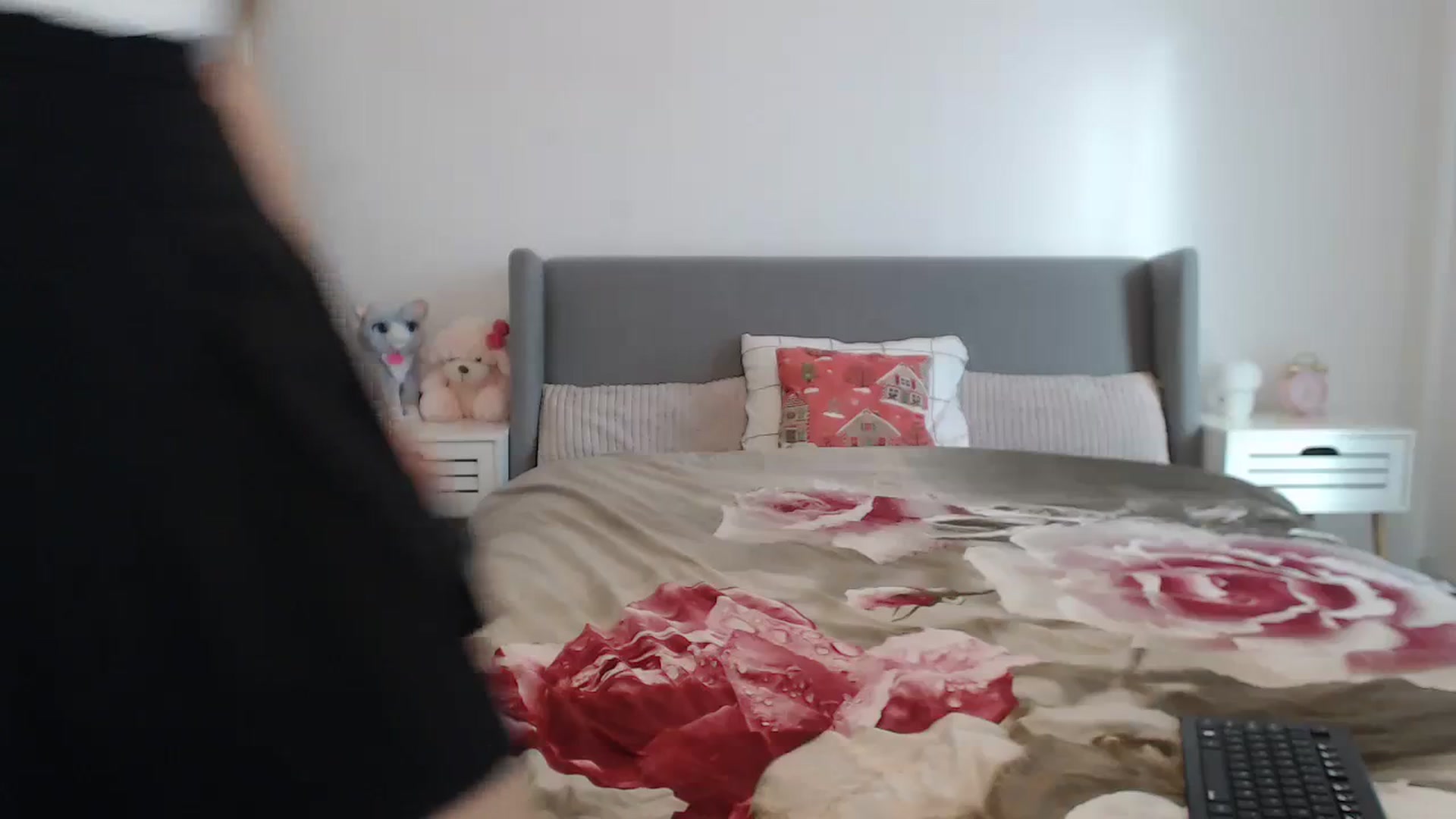 Gallery image thumbnail from BeatriceCapri's myfreecams stream on, 12/20/2023, 12:02 image 4 of 20