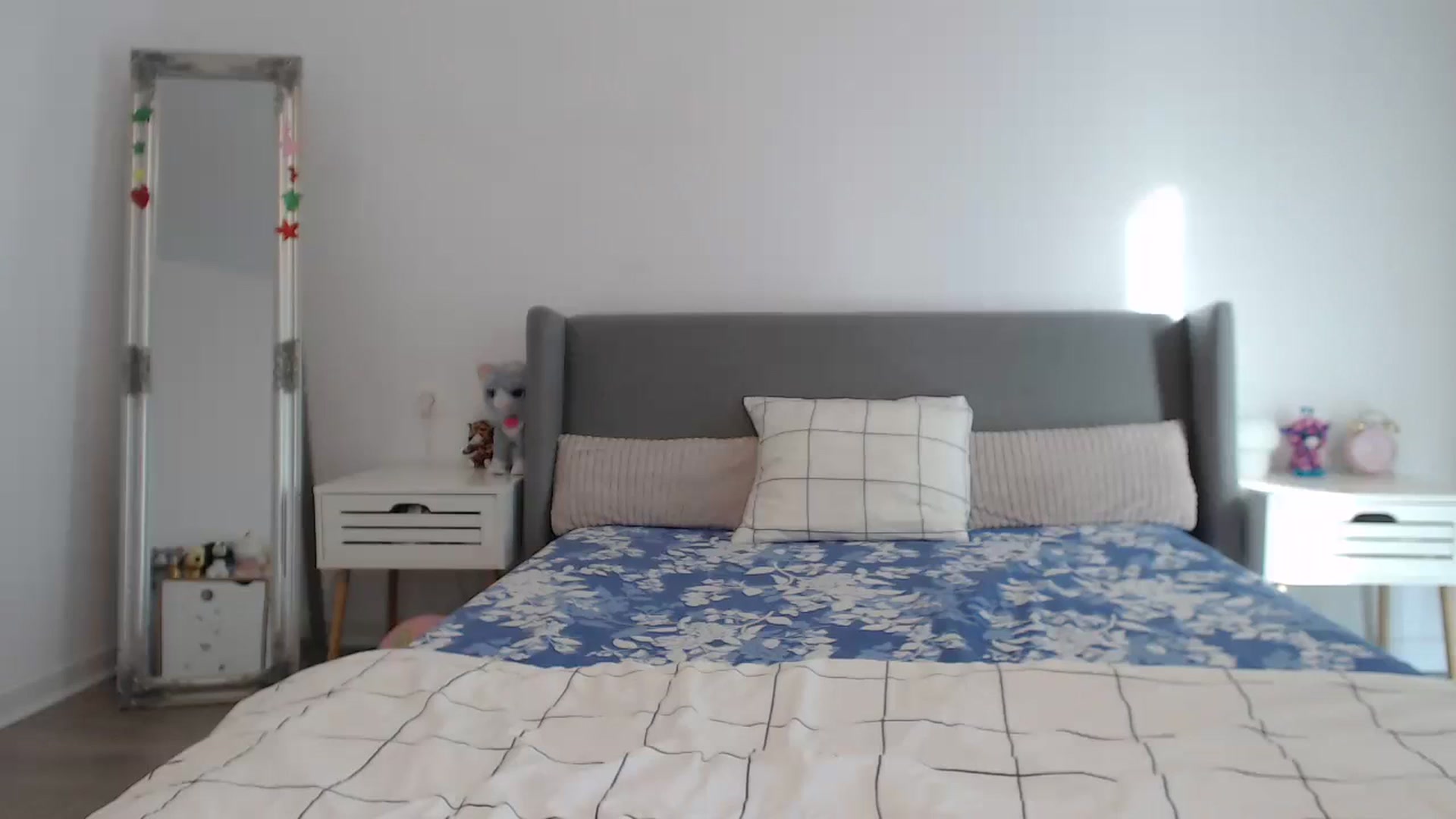 Gallery image thumbnail from BeatriceCapri's myfreecams stream on, 01/25/2024, 12:19 image 5 of 20