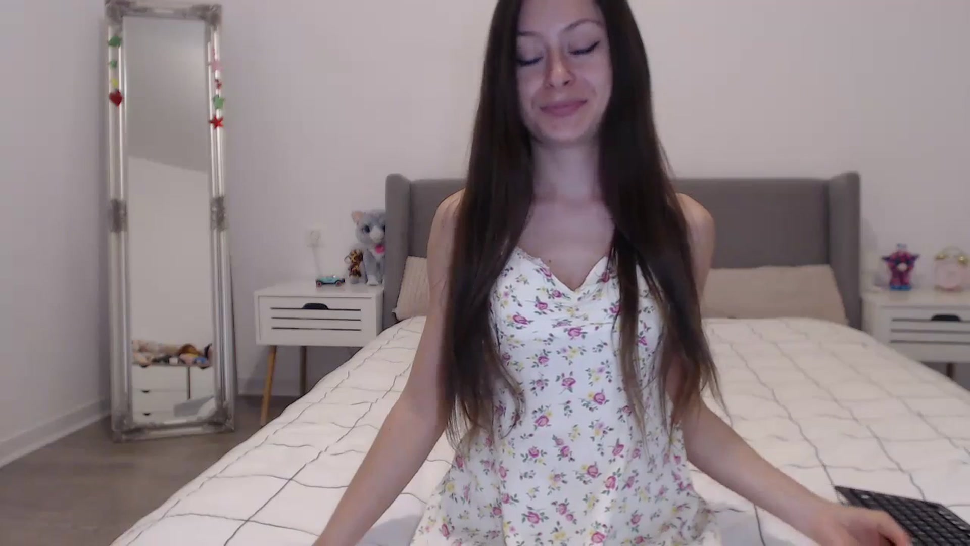 Gallery image thumbnail from BeatriceCapri's myfreecams stream on, 01/29/2024, 18:03 image 4 of 20