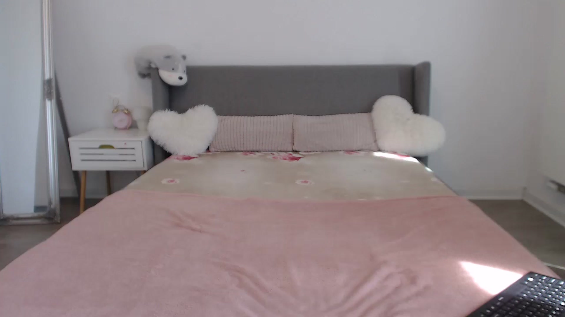 Gallery image thumbnail from BeatriceCapri's myfreecams stream on, 09/28/2024, 10:14 image 17 of 20