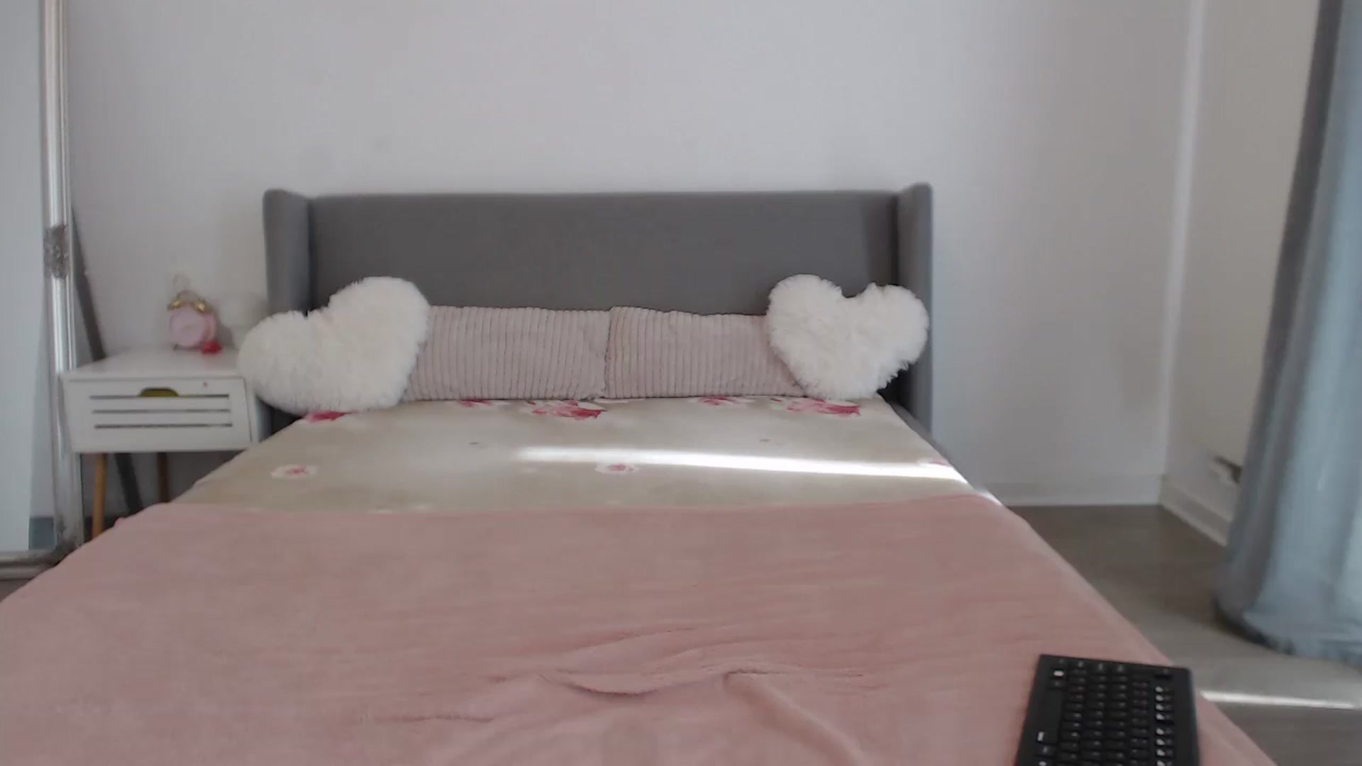 Gallery image thumbnail from BeatriceCapri's myfreecams stream on, 09/30/2024, 08:55 image 18 of 20