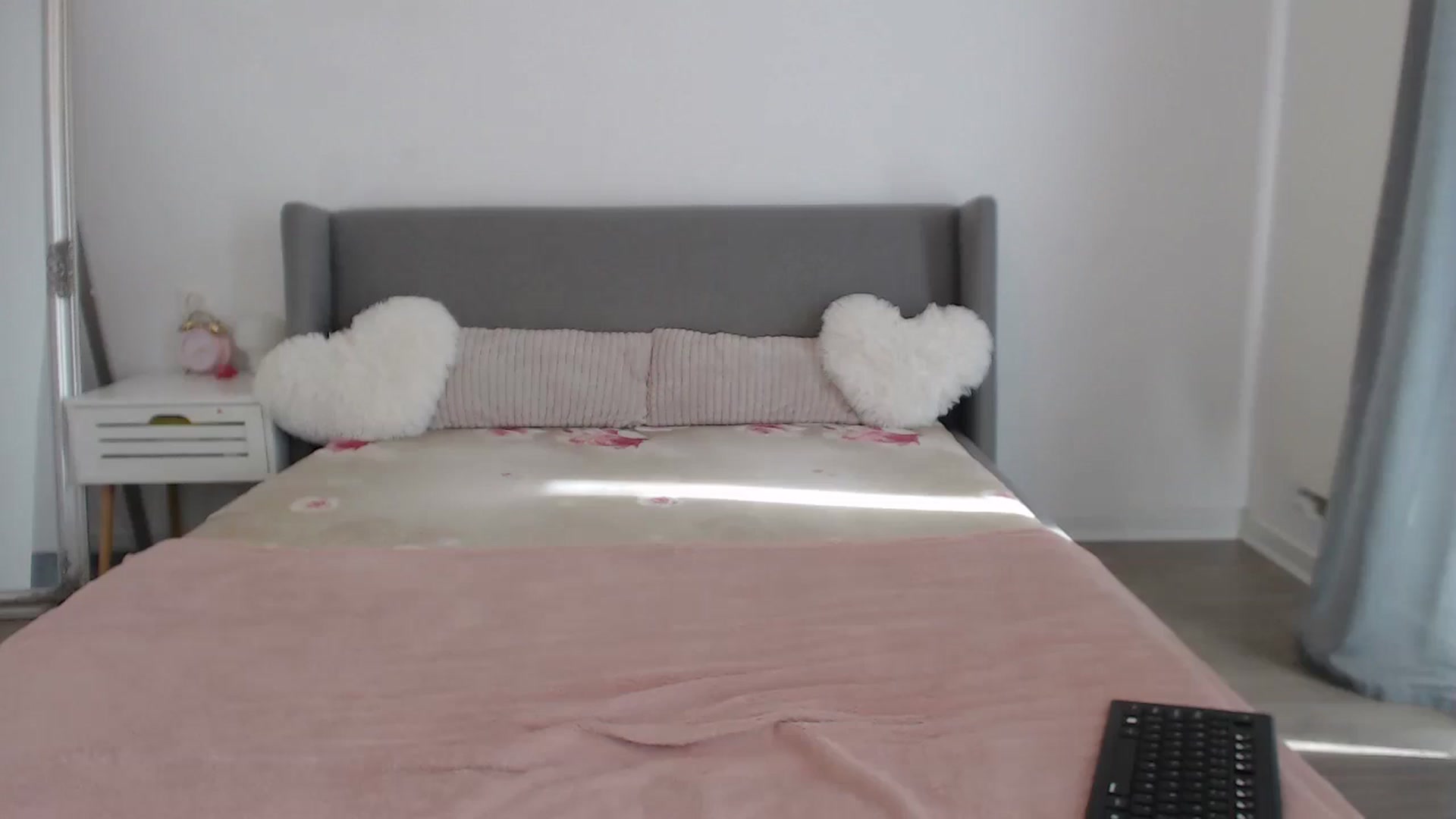 Gallery image thumbnail from BeatriceCapri's myfreecams stream on, 09/30/2024, 08:55 image 16 of 20