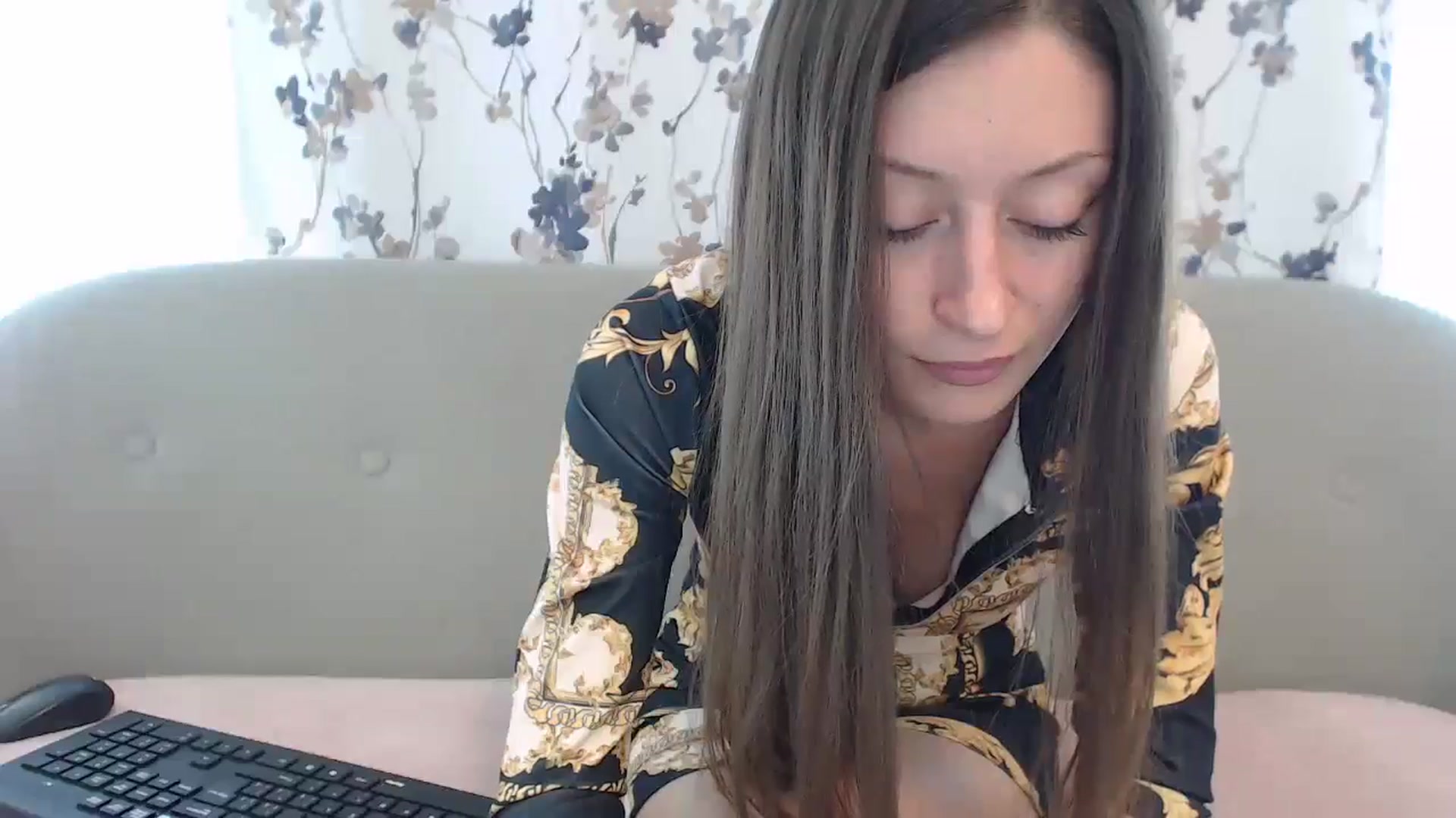 Gallery image thumbnail from BeatriceCapri's myfreecams stream on, 10/21/2024, 09:30 image 7 of 20