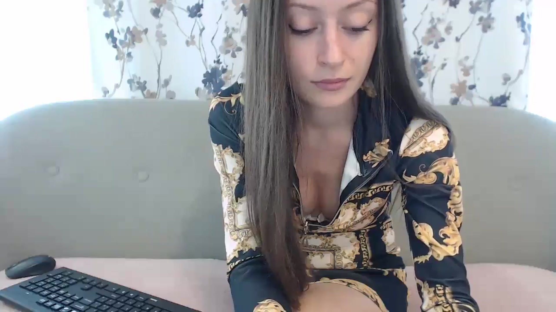 Gallery image thumbnail from BeatriceCapri's myfreecams stream on, 10/21/2024, 09:30 image 6 of 20