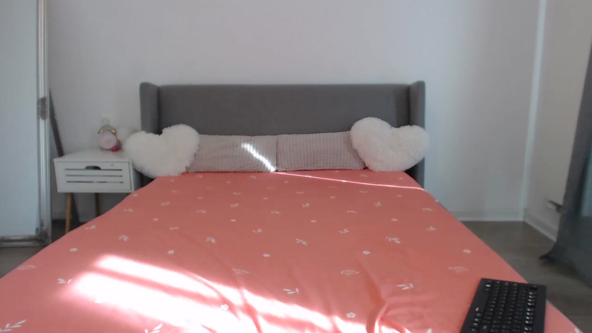 Gallery image thumbnail from BeatriceCapri's myfreecams stream on, 10/22/2024, 09:52 image 11 of 20
