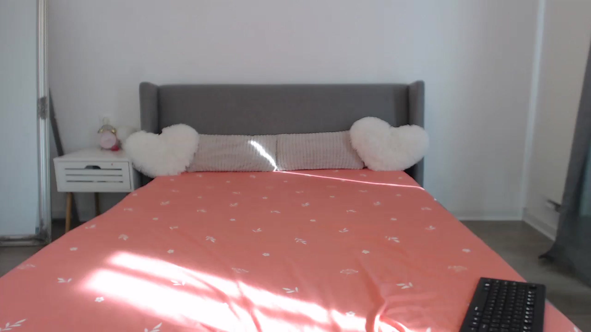 Gallery image thumbnail from BeatriceCapri's myfreecams stream on, 10/22/2024, 09:52 image 12 of 20