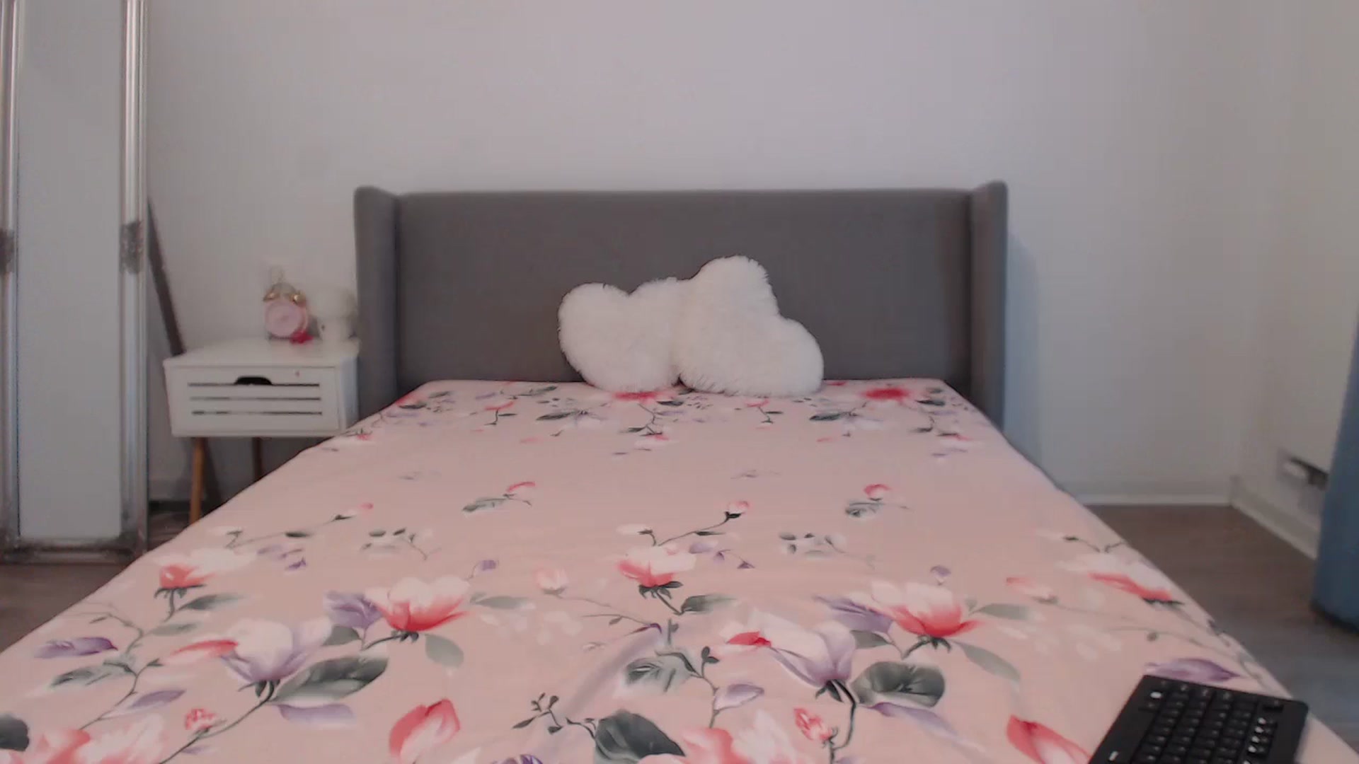 Gallery image thumbnail from BeatriceCapri's myfreecams stream on, 11/11/2024, 10:02 image 3 of 20