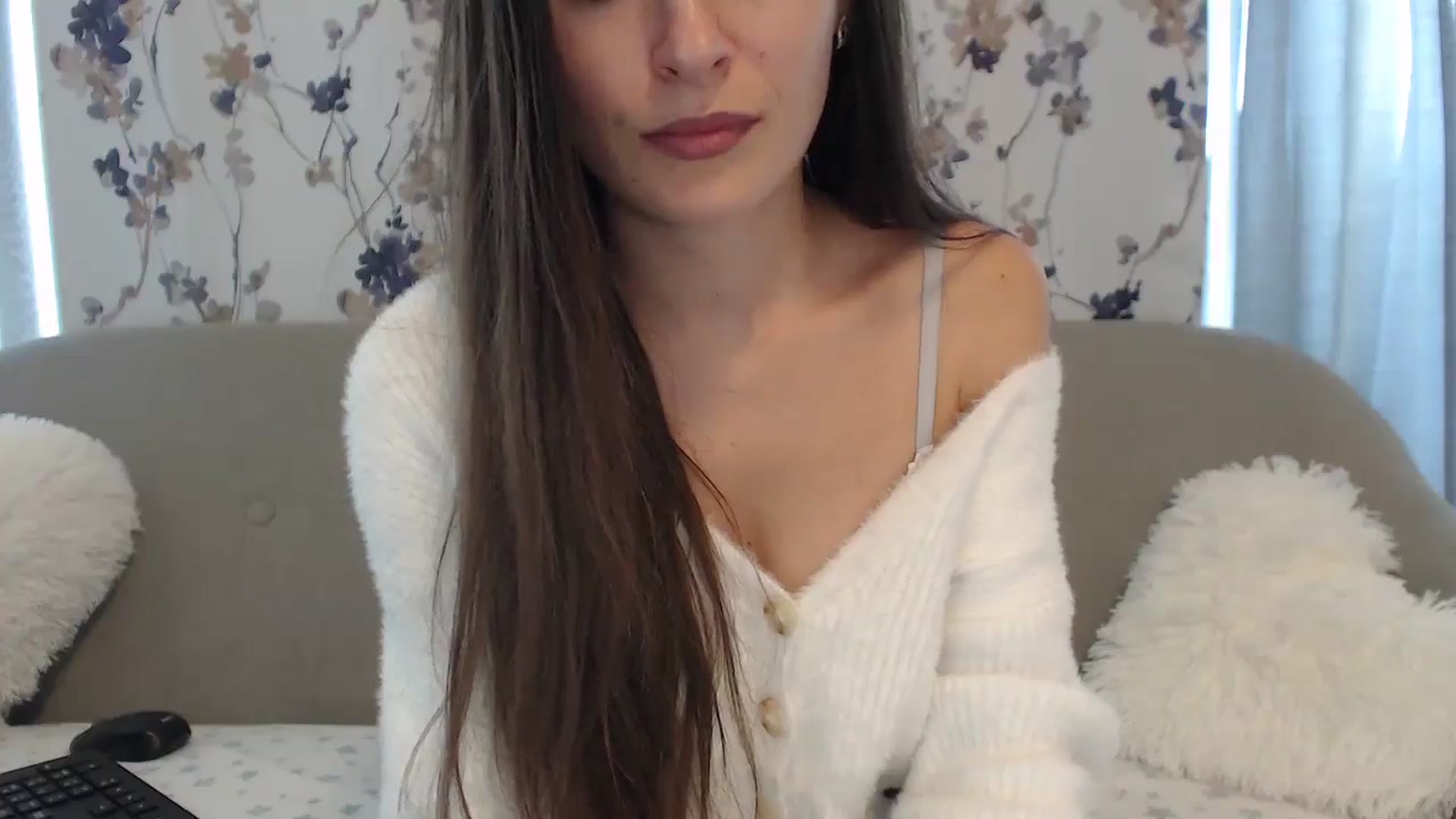 Gallery image thumbnail from BeatriceCapri's myfreecams stream on, 11/20/2024, 11:34 image 17 of 20