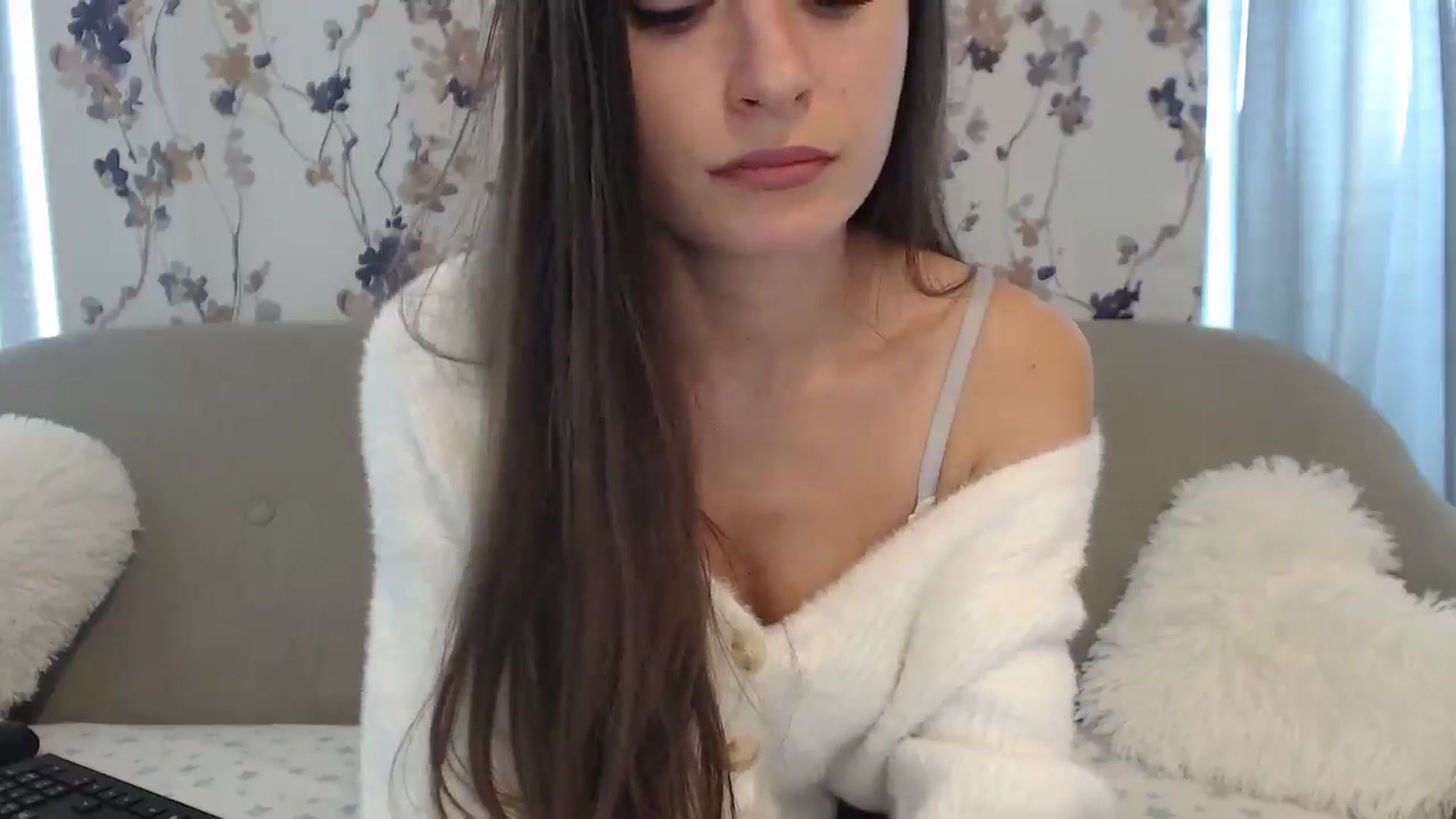 Gallery image thumbnail from BeatriceCapri's myfreecams stream on, 11/20/2024, 11:34 image 15 of 20