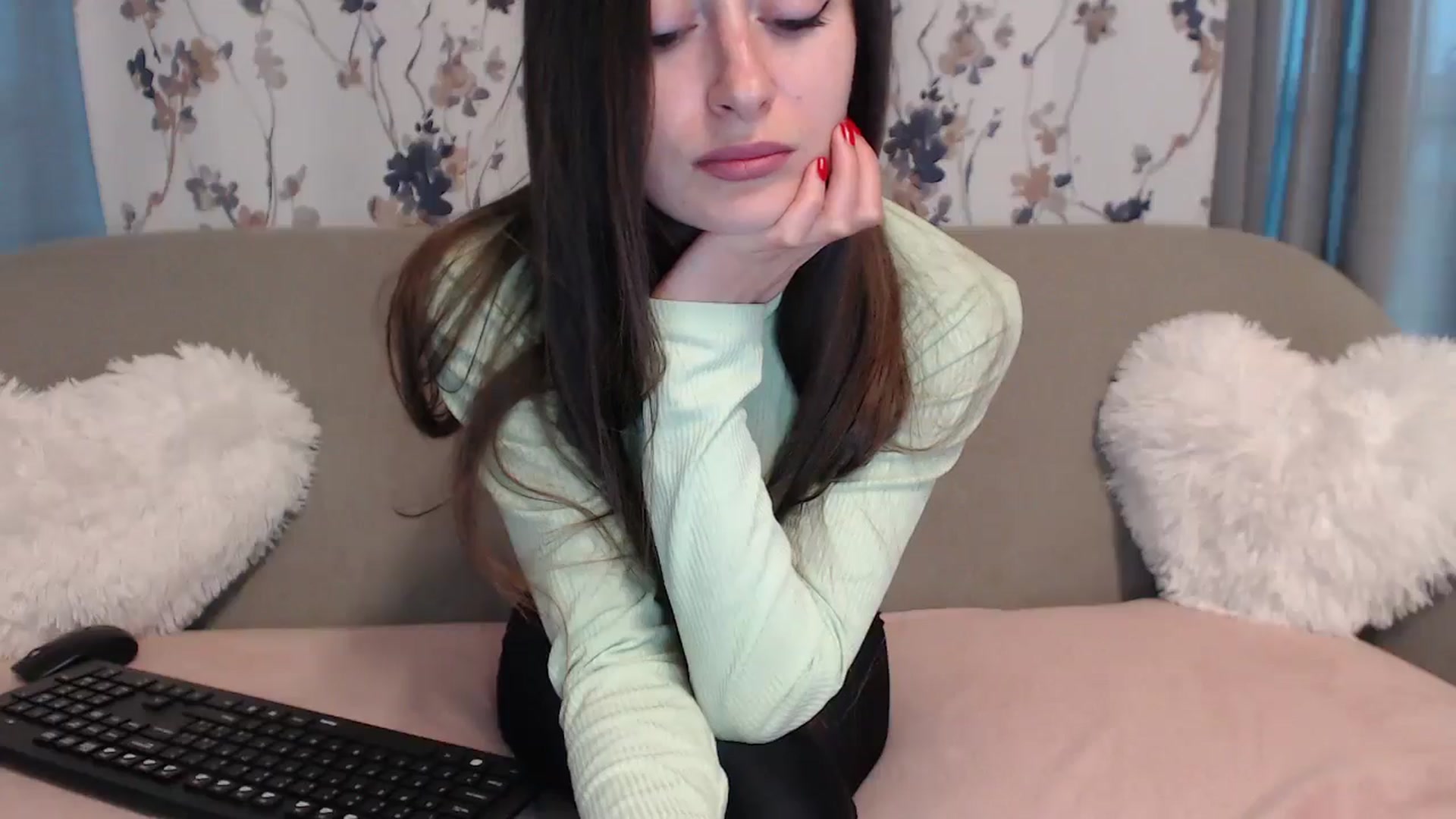 Gallery image thumbnail from BeatriceCapri's myfreecams stream on, 12/04/2024, 13:42 image 15 of 20