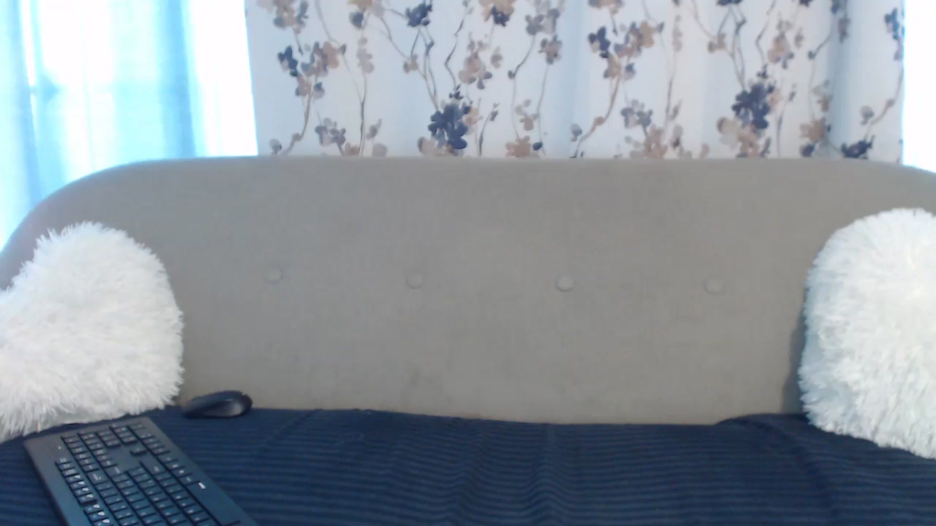 Gallery image thumbnail from BeatriceCapri's myfreecams stream on, 01/17/2025, 14:01 image 17 of 20