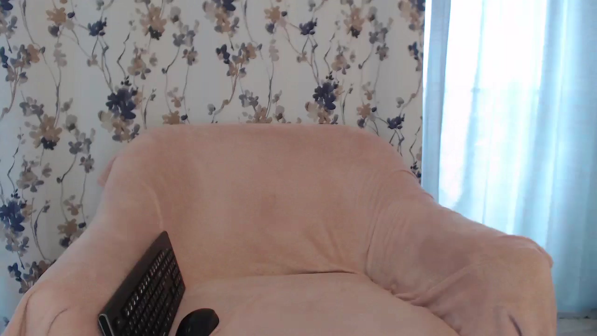 Gallery image thumbnail from BeatriceCapri's myfreecams stream on, 02/05/2025, 12:23 image 14 of 20