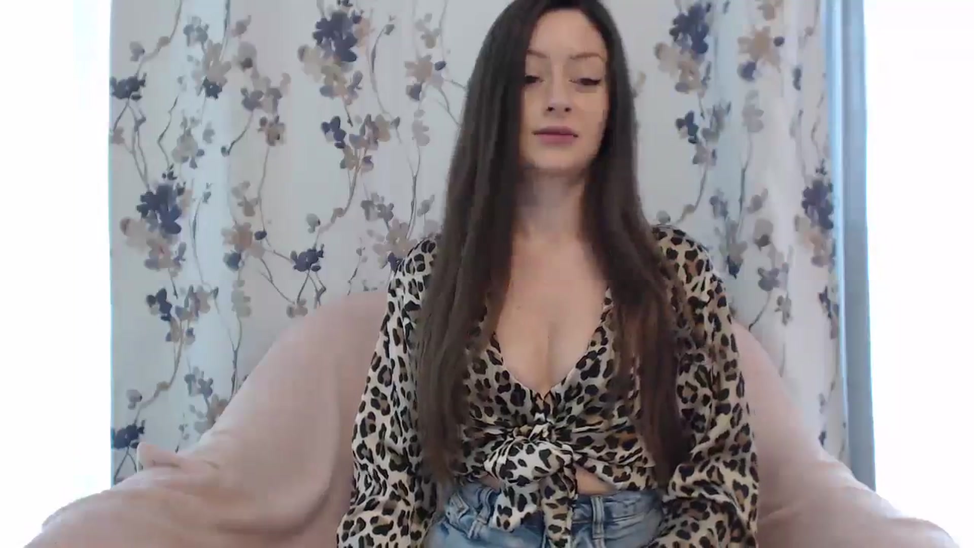 Gallery image thumbnail from BeatriceCapri's myfreecams stream on, 03/18/2025, 11:37 image 3 of 20