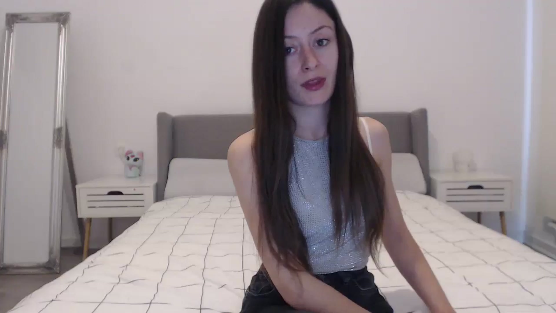 Gallery image thumbnail from BeatriceCapri's myfreecams stream on, 04/18/2025, 12:14 image 14 of 20