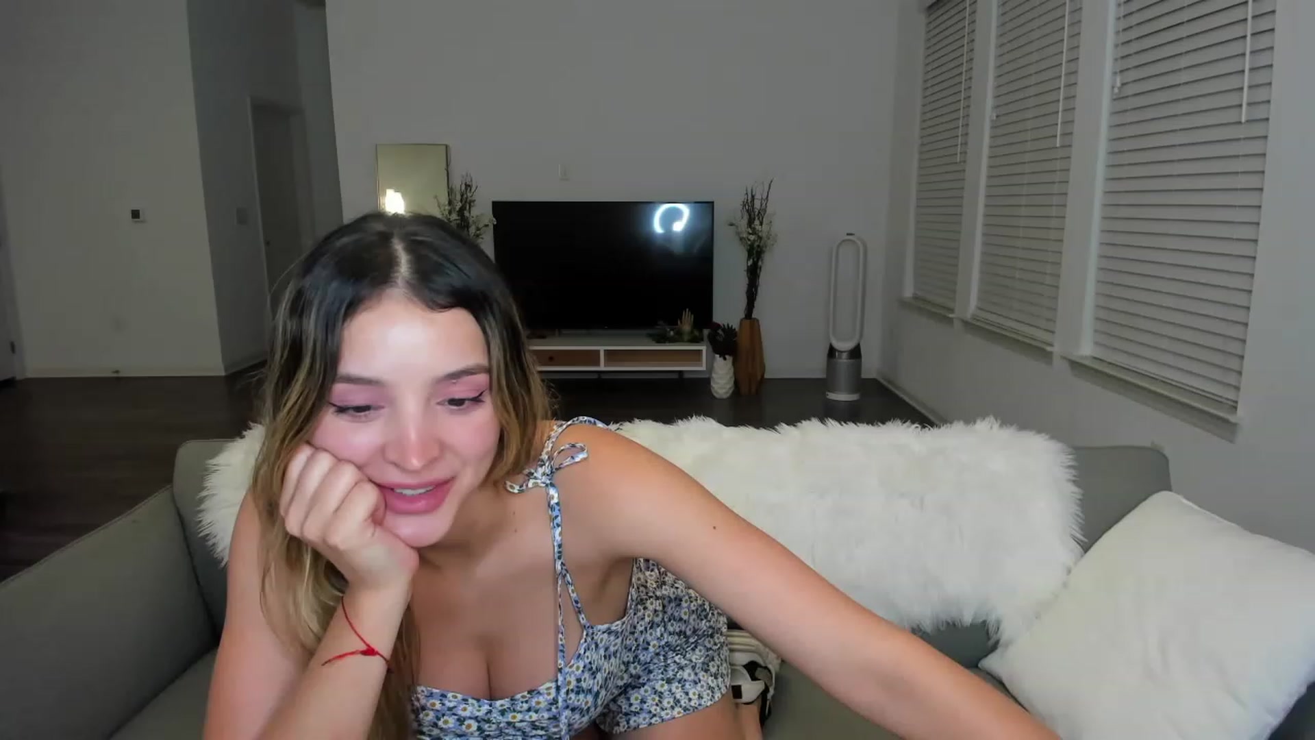 Gallery image thumbnail from BeatrixNova's myfreecams stream on, 07/26/2023, 06:36 image 6 of 20