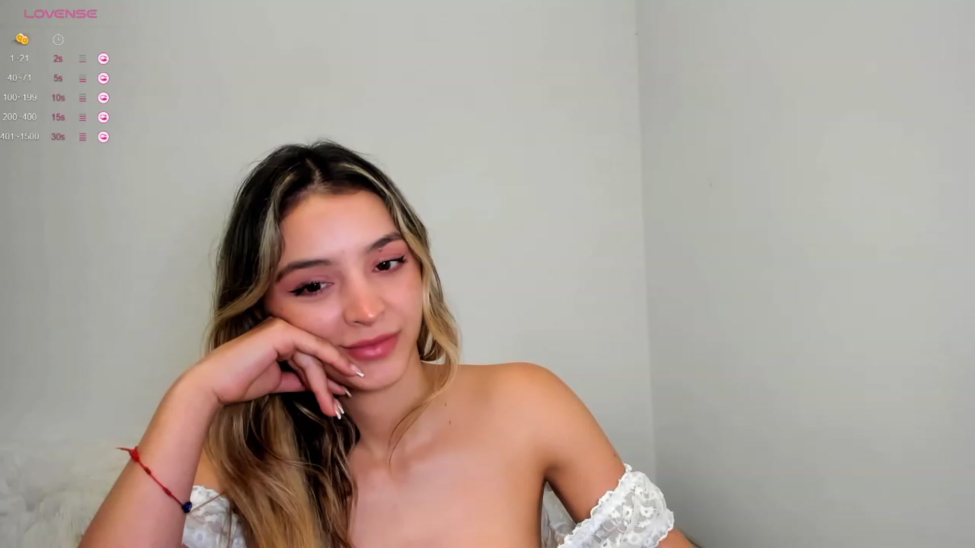Gallery image thumbnail from BeatrixNova's myfreecams stream on, 11/13/2023, 19:50 image 18 of 20