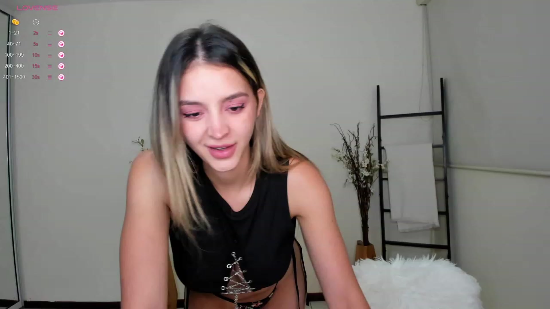 Gallery image thumbnail from BeatrixNova's myfreecams stream on, 03/02/2024, 24:02 image 9 of 20