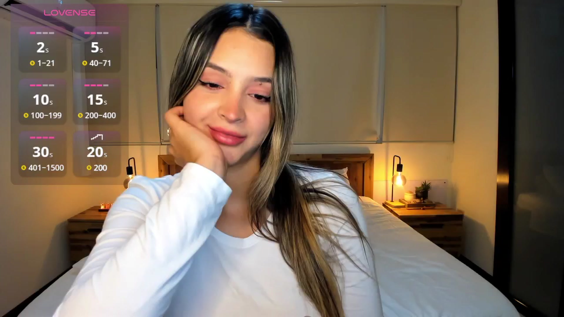 Gallery image thumbnail from BeatrixNova's myfreecams stream on, 10/30/2024, 03:25 image 17 of 20