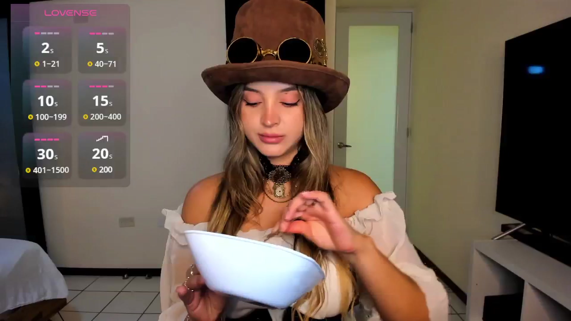 Gallery image thumbnail from BeatrixNova's myfreecams stream on, 10/31/2024, 22:51 image 4 of 20