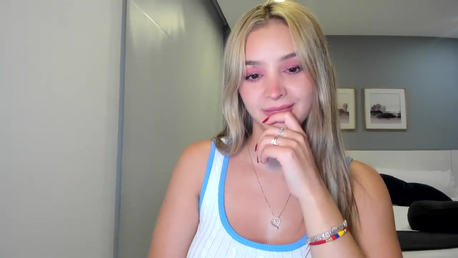 Gallery image thumbnail from BeatrixNova's myfreecams stream on, 01/29/2025, 02:23 image 4 of 20