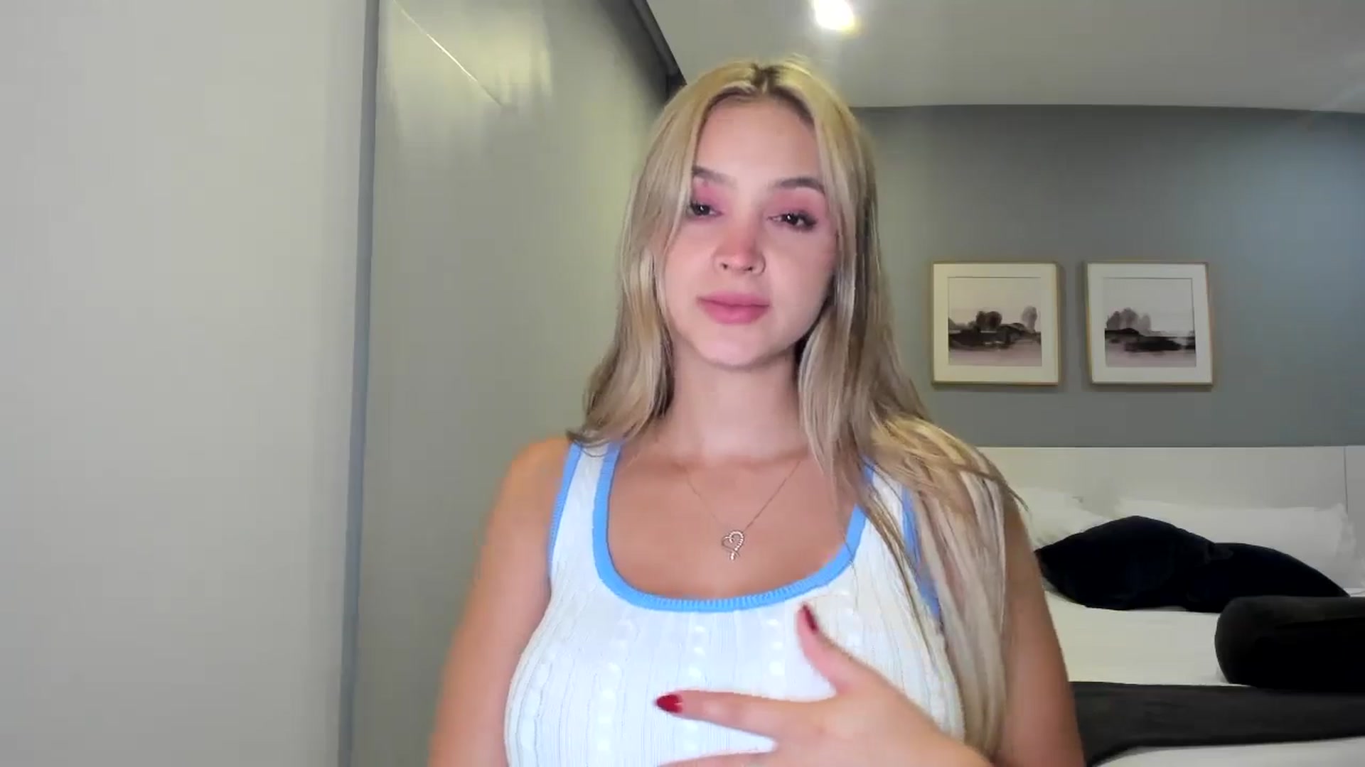 Gallery image thumbnail from BeatrixNova's myfreecams stream on, 01/29/2025, 02:23 image 3 of 20
