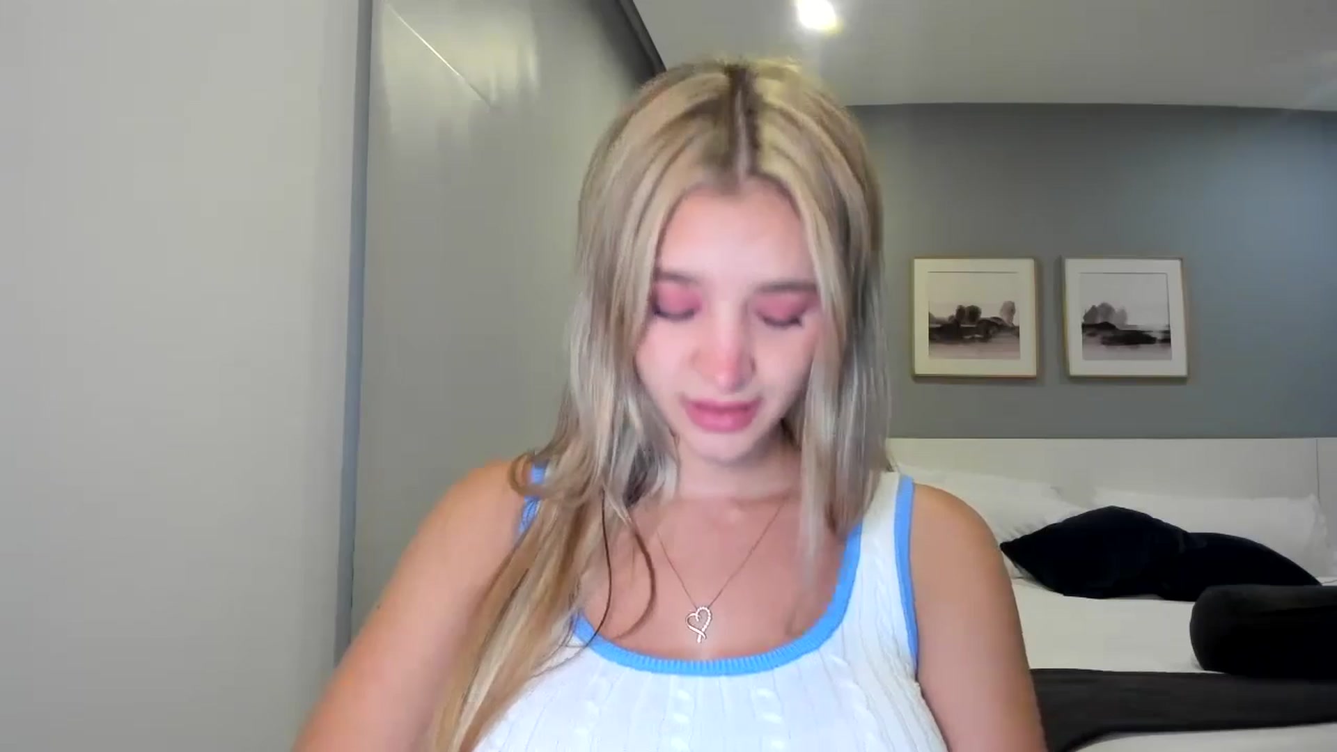 Gallery image thumbnail from BeatrixNova's myfreecams stream on, 01/29/2025, 02:23 image 14 of 20