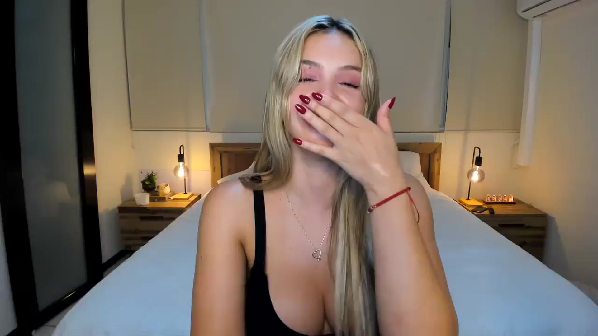 Gallery image thumbnail from BeatrixNova's myfreecams stream on, 02/19/2025, 05:43 image 1 of 20
