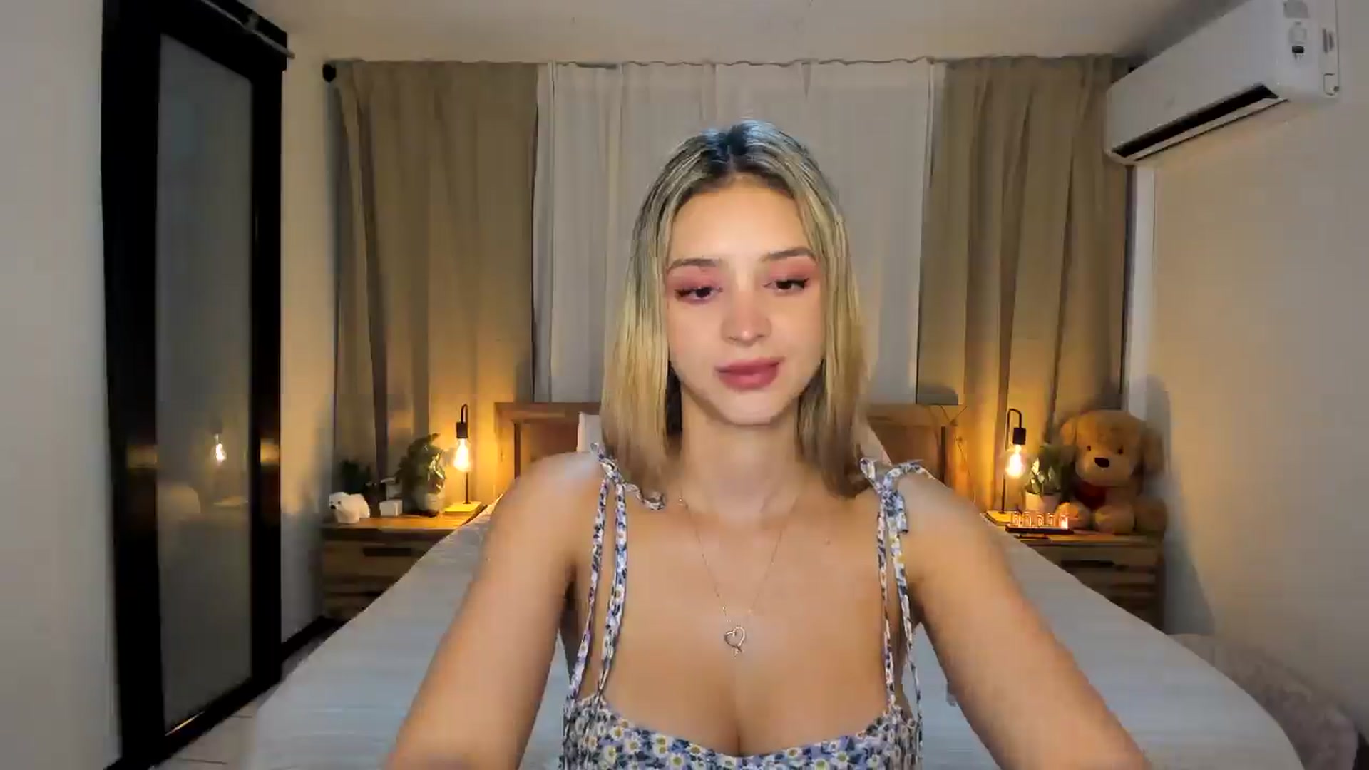 Gallery image thumbnail from BeatrixNova's myfreecams stream on, 12/14/2025, 23:22 image 2 of 20