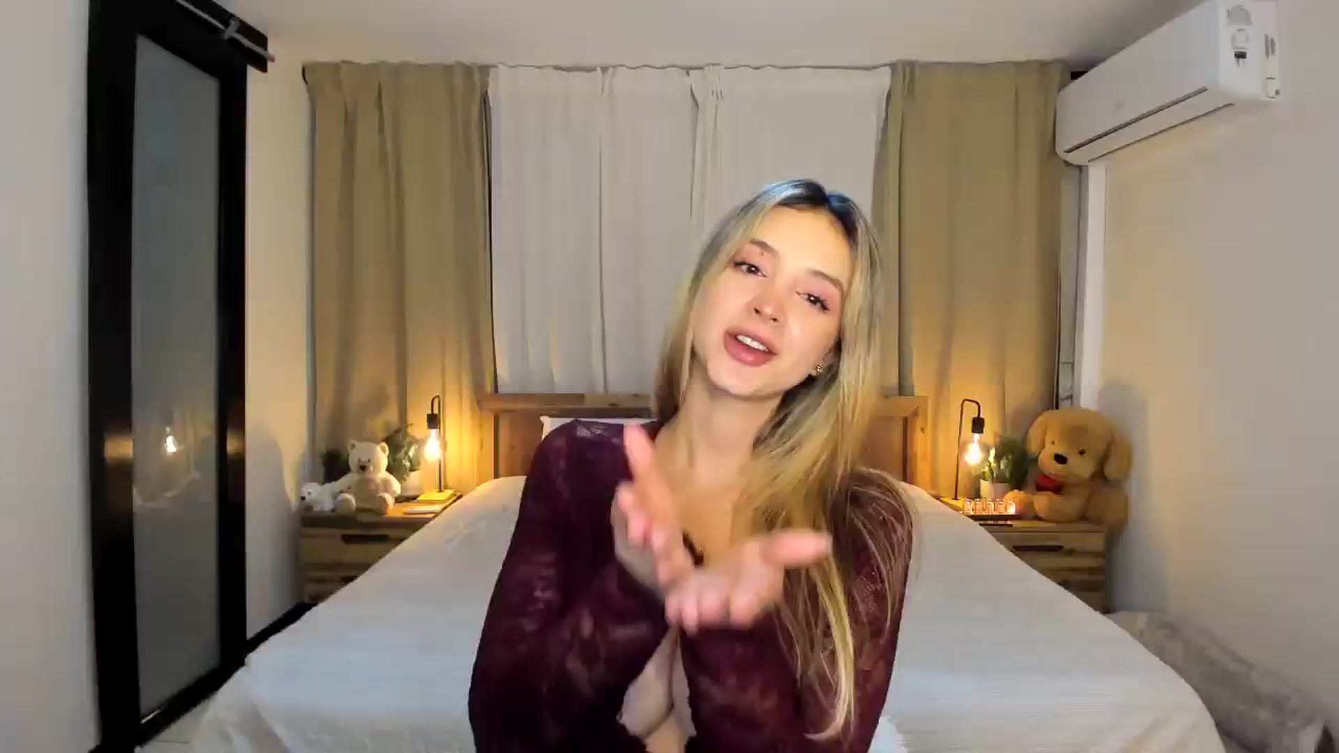 Gallery image thumbnail from BeatrixNova's myfreecams stream on, 01/21/2026, 23:41 image 1 of 20