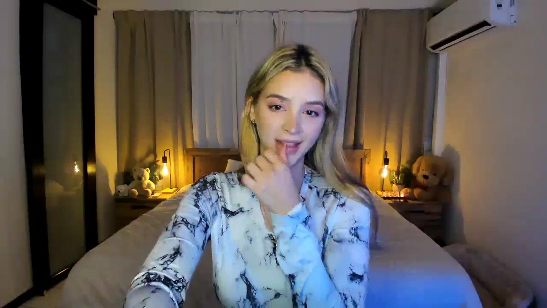 Gallery image thumbnail from BeatrixNova's myfreecams stream on, 02/25/2026, 23:43 image 8 of 20