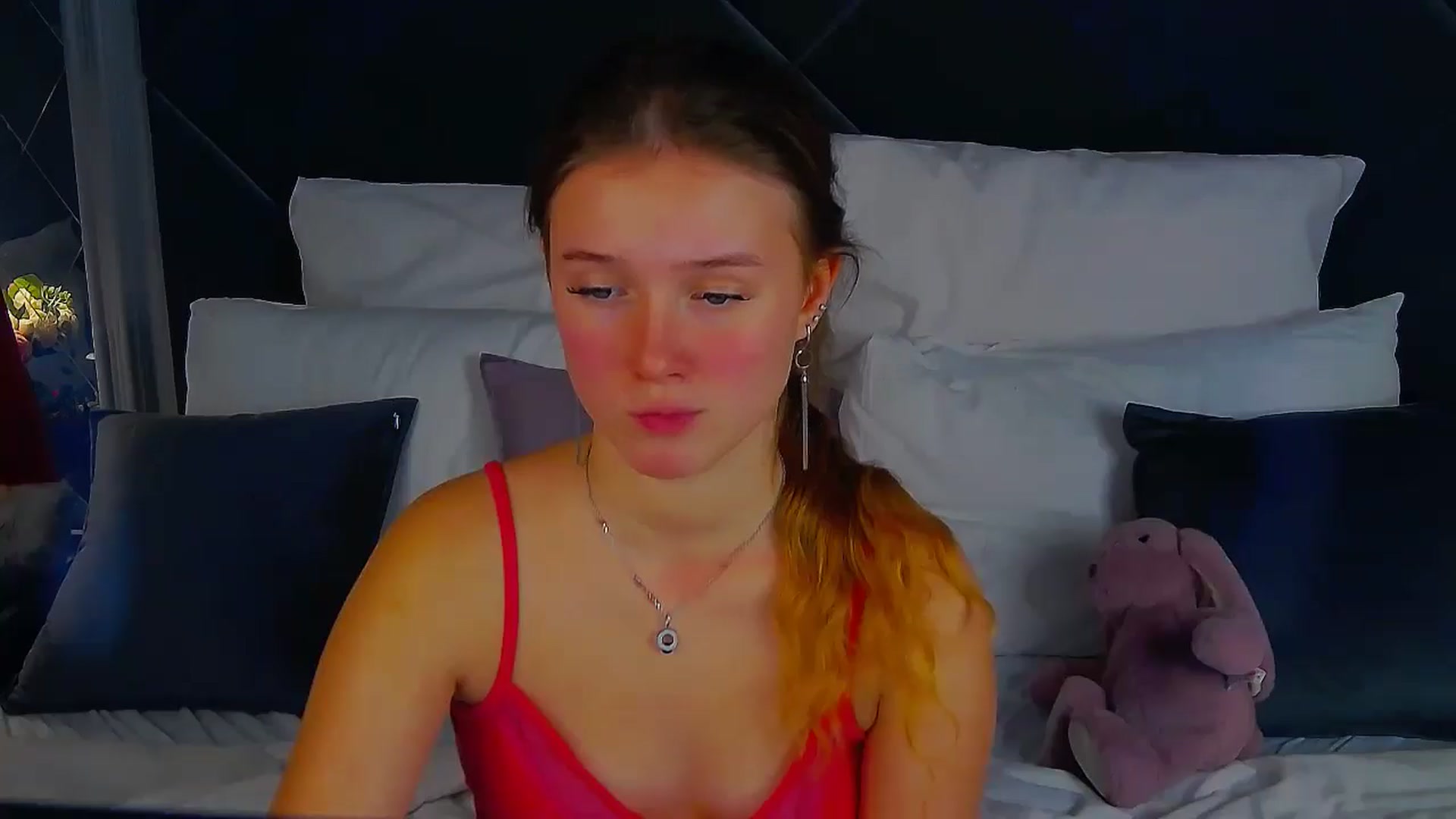 Gallery image thumbnail from Beatrizz's myfreecams stream on, 12/22/2025, 13:01 image 17 of 20