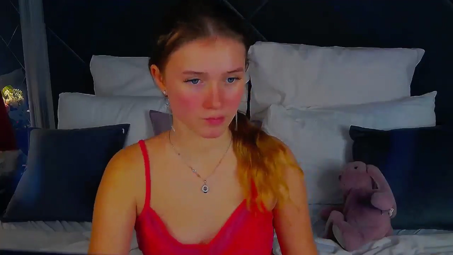 Gallery image thumbnail from Beatrizz's myfreecams stream on, 12/22/2025, 13:01 image 13 of 20
