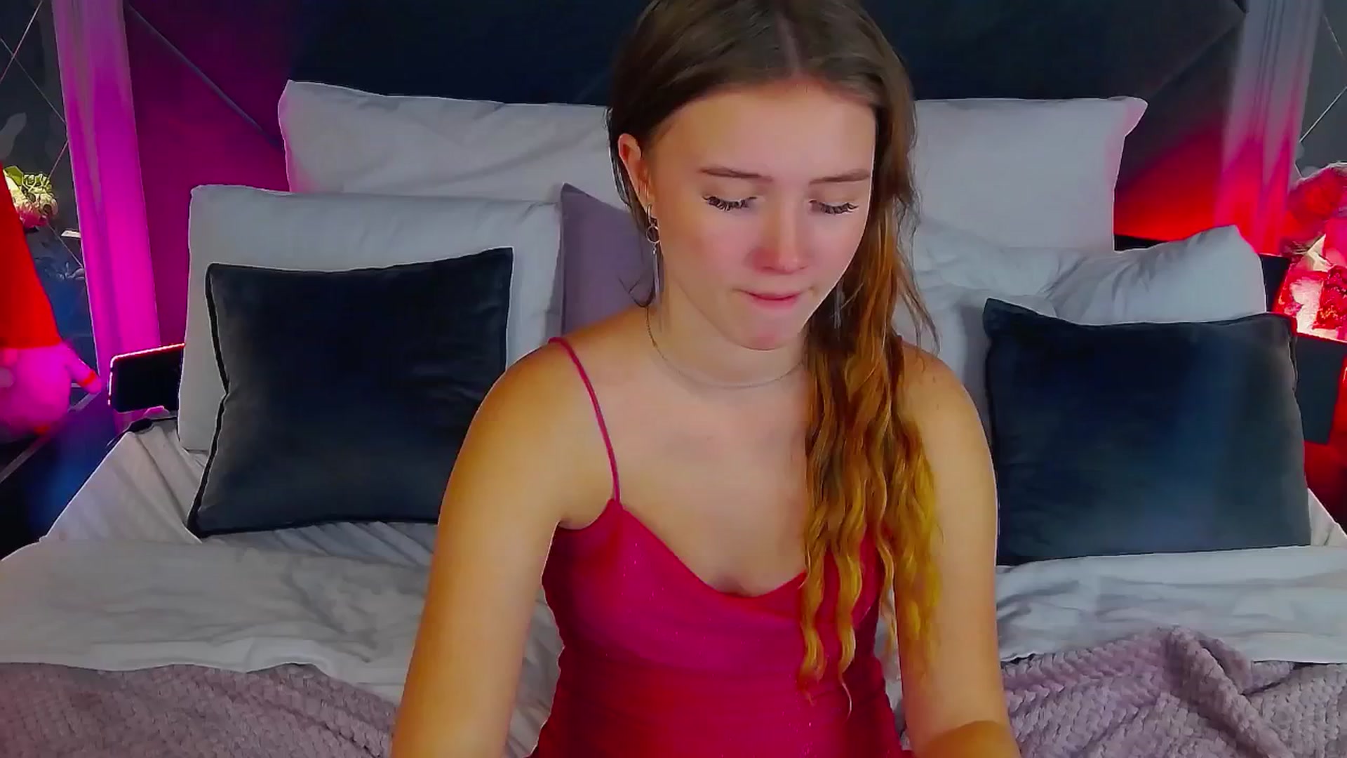 Gallery image thumbnail from Beatrizz's myfreecams stream on, 12/23/2025, 17:40 image 2 of 20