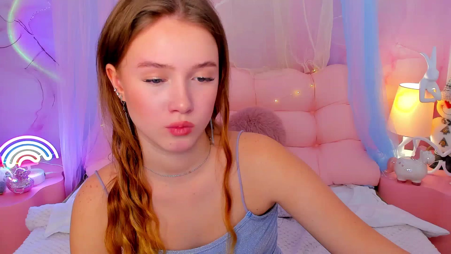 Gallery image thumbnail from Beatrizz's myfreecams stream on, 12/24/2025, 07:20 image 17 of 20