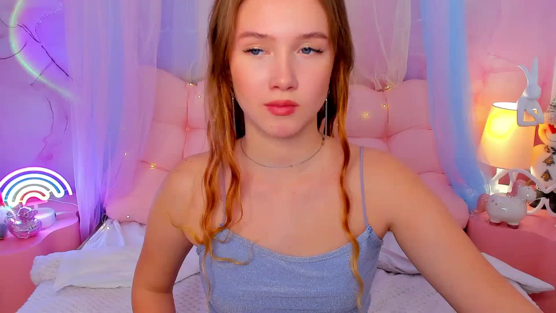 Gallery image thumbnail from Beatrizz's myfreecams stream on, 12/24/2025, 07:20 image 3 of 20