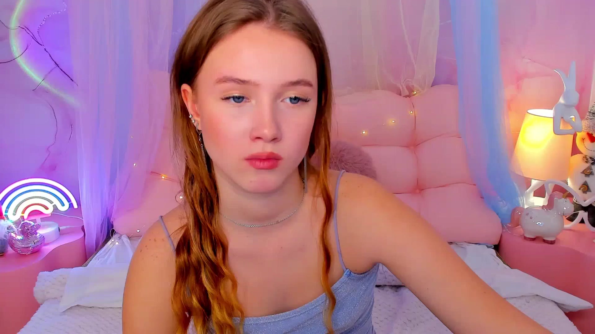 Gallery image thumbnail from Beatrizz's myfreecams stream on, 12/24/2025, 07:20 image 16 of 20