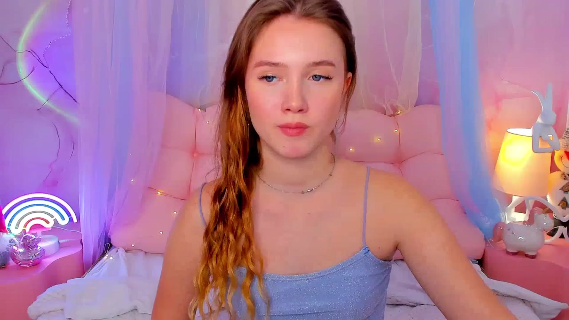 Gallery image thumbnail from Beatrizz's myfreecams stream on, 12/24/2025, 09:14 image 10 of 20