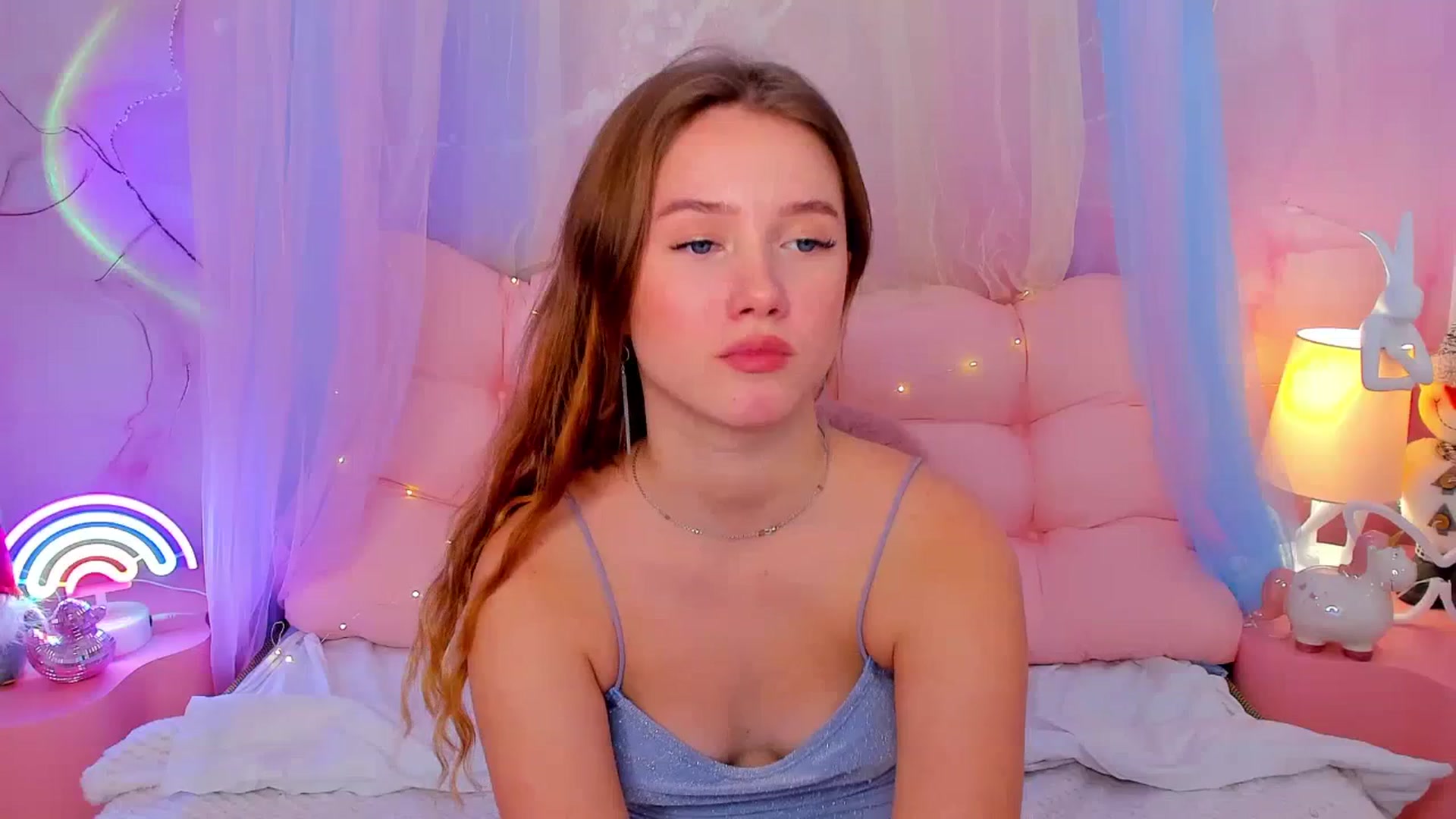 Gallery image thumbnail from Beatrizz's myfreecams stream on, 12/24/2025, 09:14 image 17 of 20